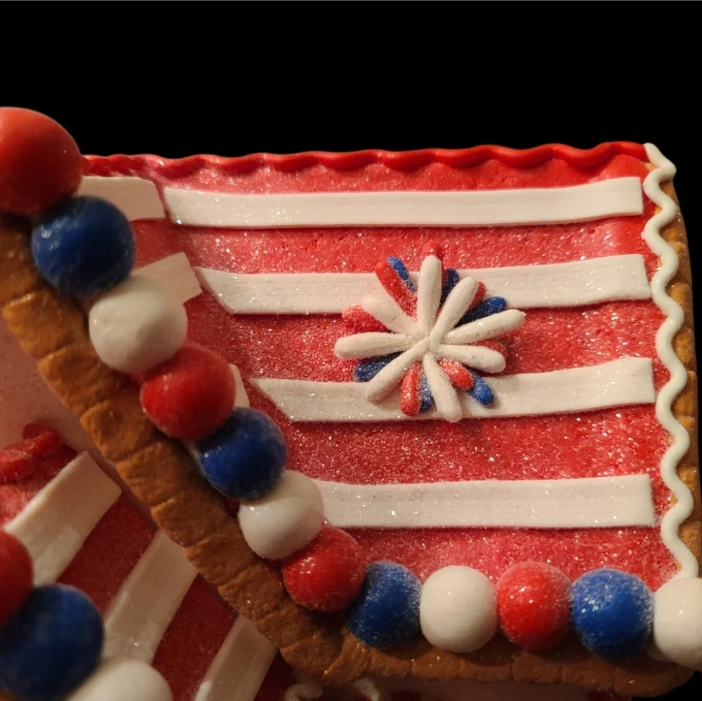 Patriotic LED 4th of July AMERICANA Gingerbread House Stars & Stripes Lighted - Picture 9 of 13